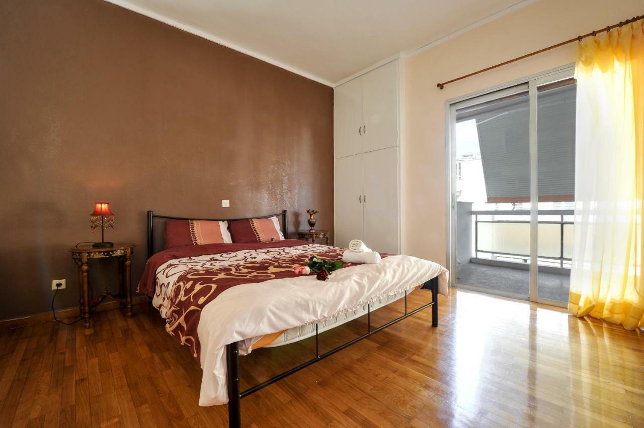 Apartment Near Stavros Niarchos Park & Acropolis Aten Exteriör bild