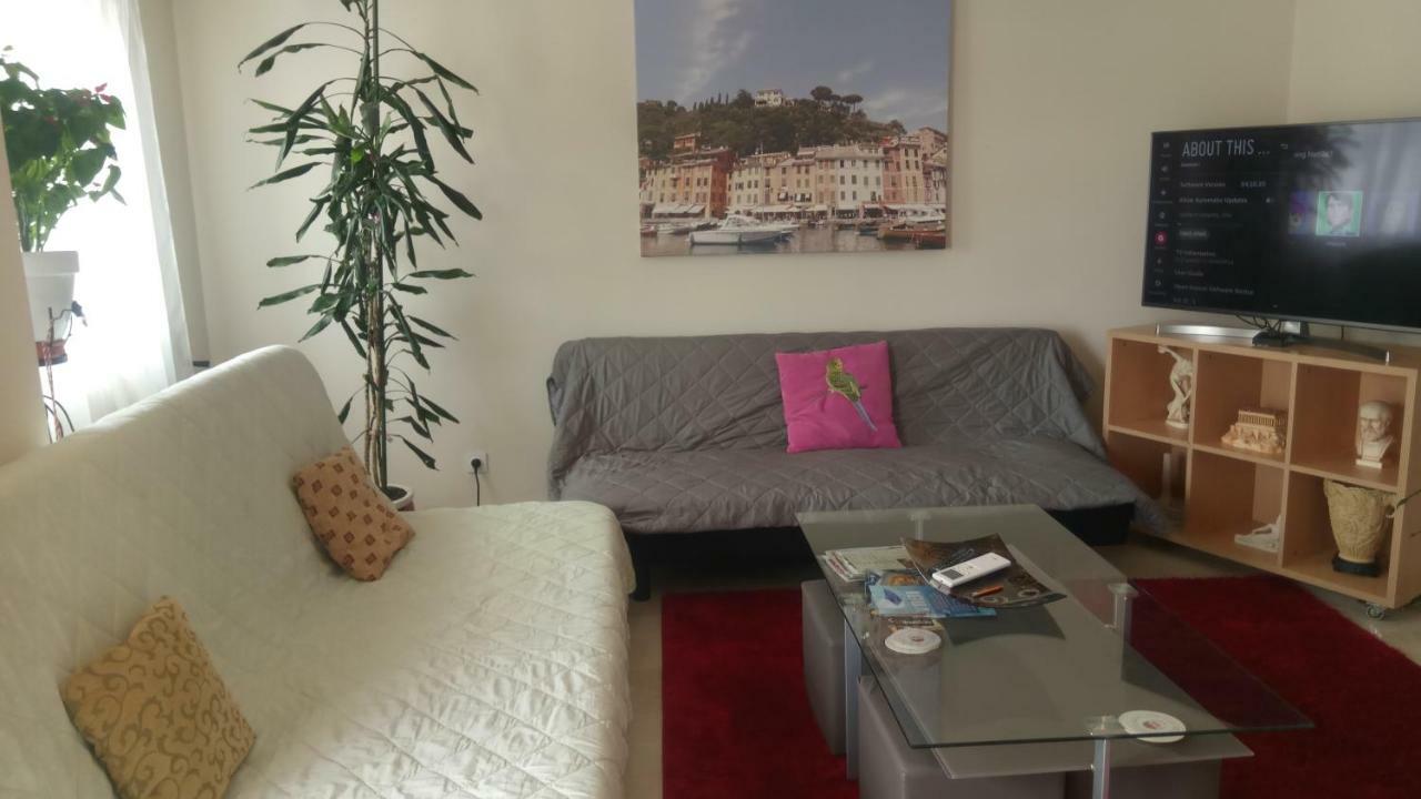 Apartment Near Stavros Niarchos Park & Acropolis Aten Exteriör bild